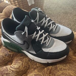 Nike Men's Black, Gray, and Green Sneakers